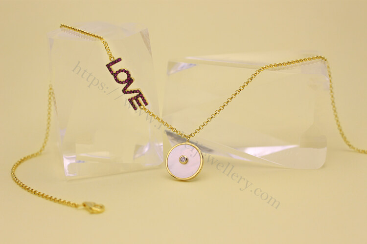 fashionable shell pear round plate with love letter necklace.jpg