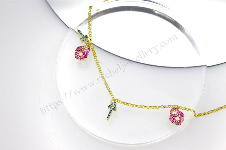 Customized lock and key gold necklace.jpg