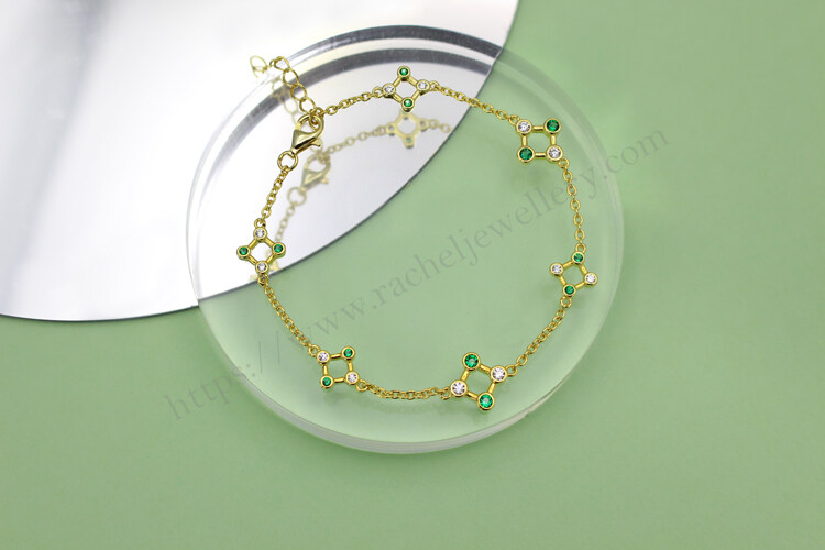 China yellow gold chain bracelet.jpg
