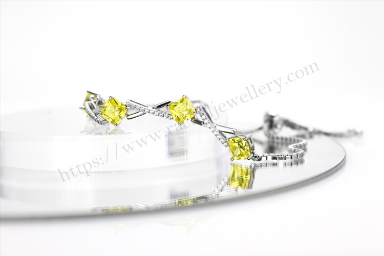 Customized best gemstone bracelet.jpg