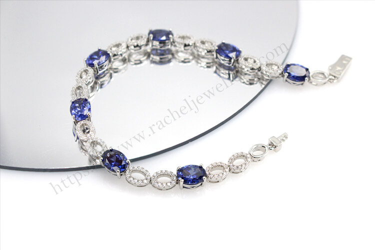 China oval tanzanite bracelet.jpg