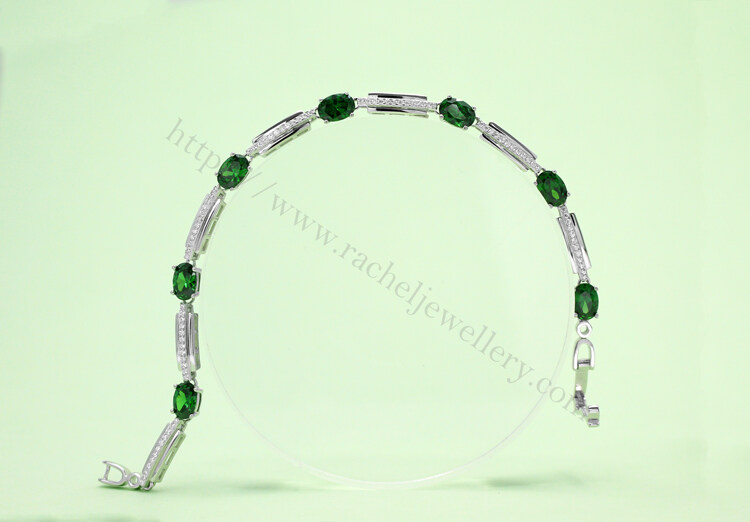 Green gem bracelet manufacturers.jpg