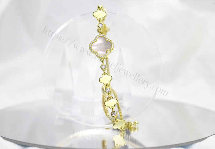 Wholesale four leaf clover charm bracelet.jpg