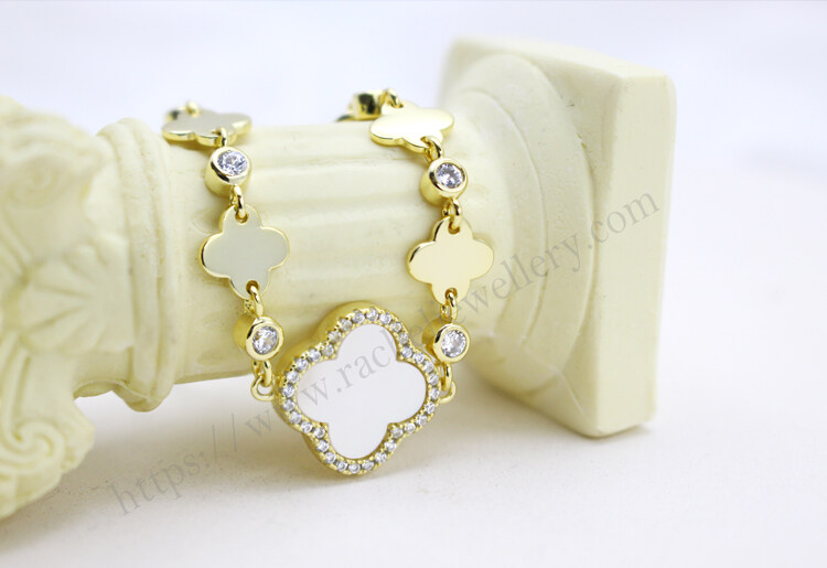 Four leaf clover charm bracelet suppliers.jpg