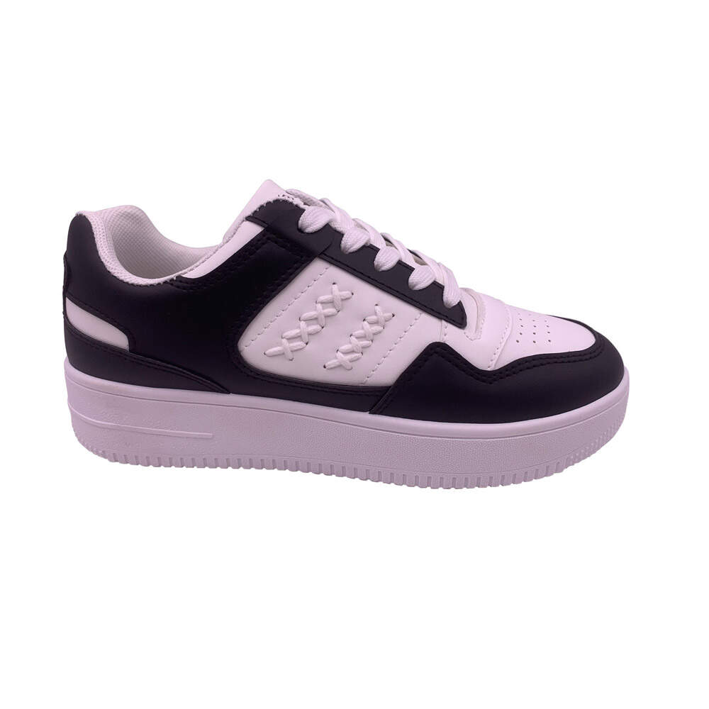 Wholesale fashion walking style casual shoes women flat white shoes for women
