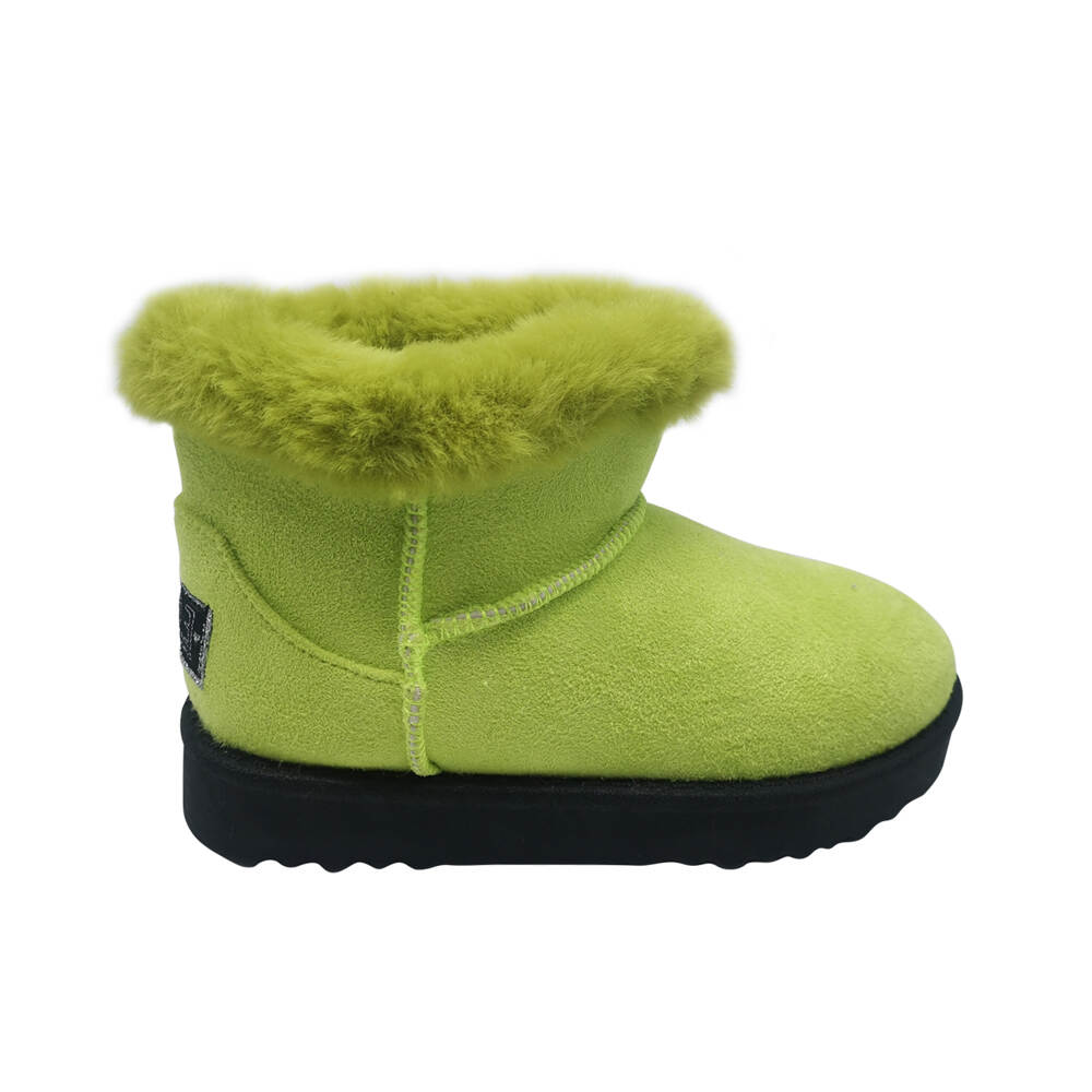 Custom Women's Boots: Crafting Your Perfect Pair