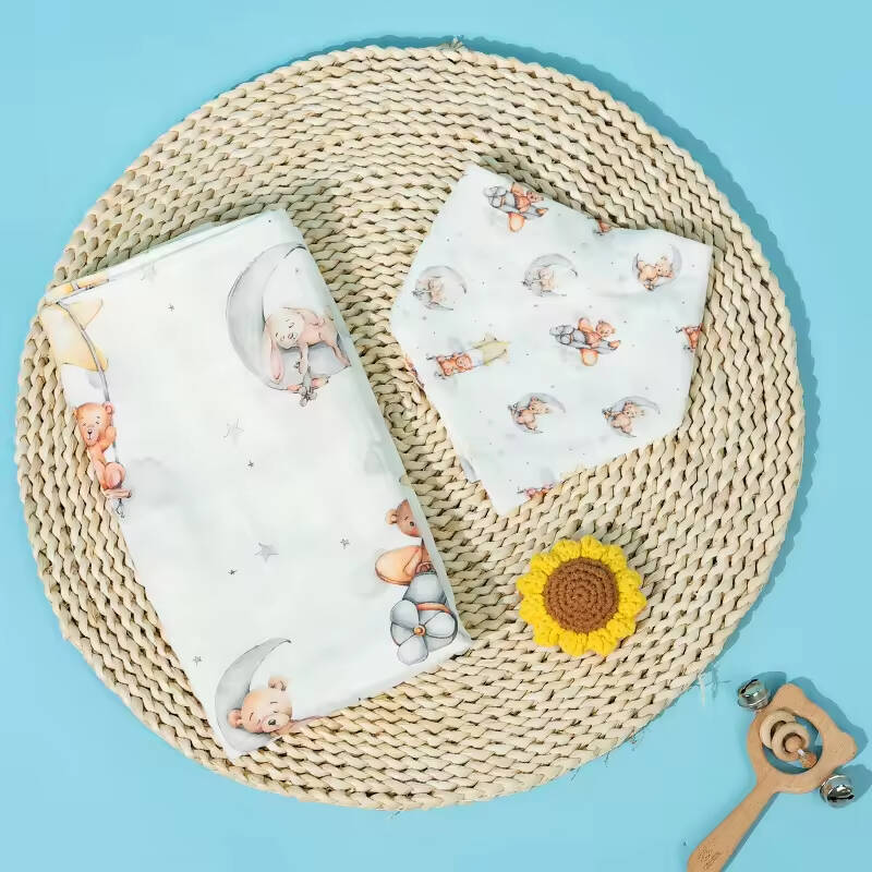 Super Soft Swaddling Muslin 2-layer Comfortable Blanket Cotton Baby Bibs Cotton U-shaped Snap Baby Bib Blanket and Hat