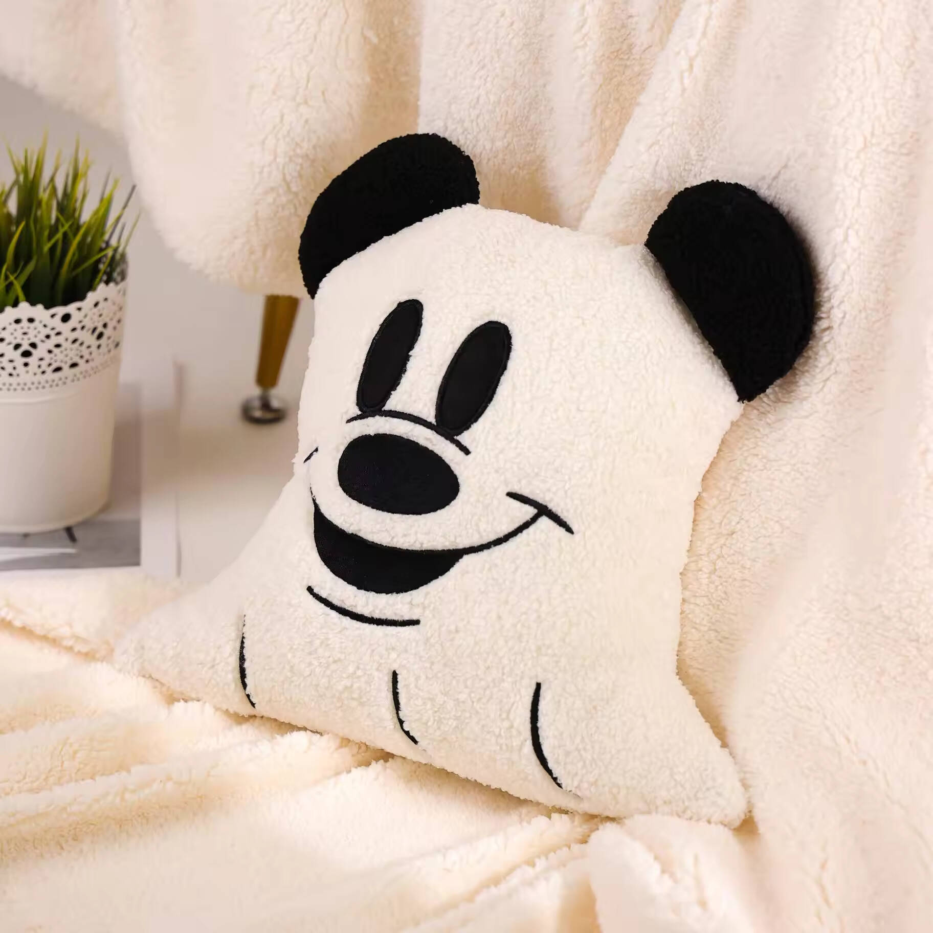 Private Label Pumpkin Toy Cushion Pillow for Halloween Creative Kids Gift Home Sofa Chair Decor