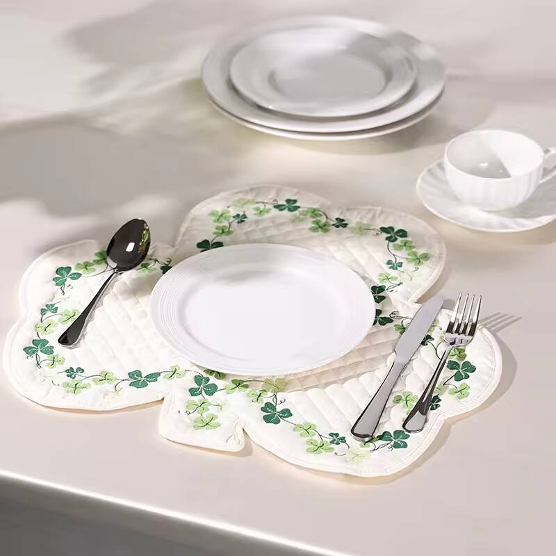 Custom Customization 100% Polyester Placemat Scratchproof  Non-Slip for Indoor Outdoor Dining Tables