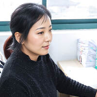Ms. Li | Order Fulfillment Manager