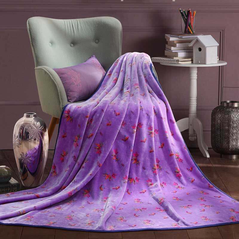 Manufacture Hot Sale Super Soft  Flannel Fleece Throw Blanket Printed Throw Bed Blanket