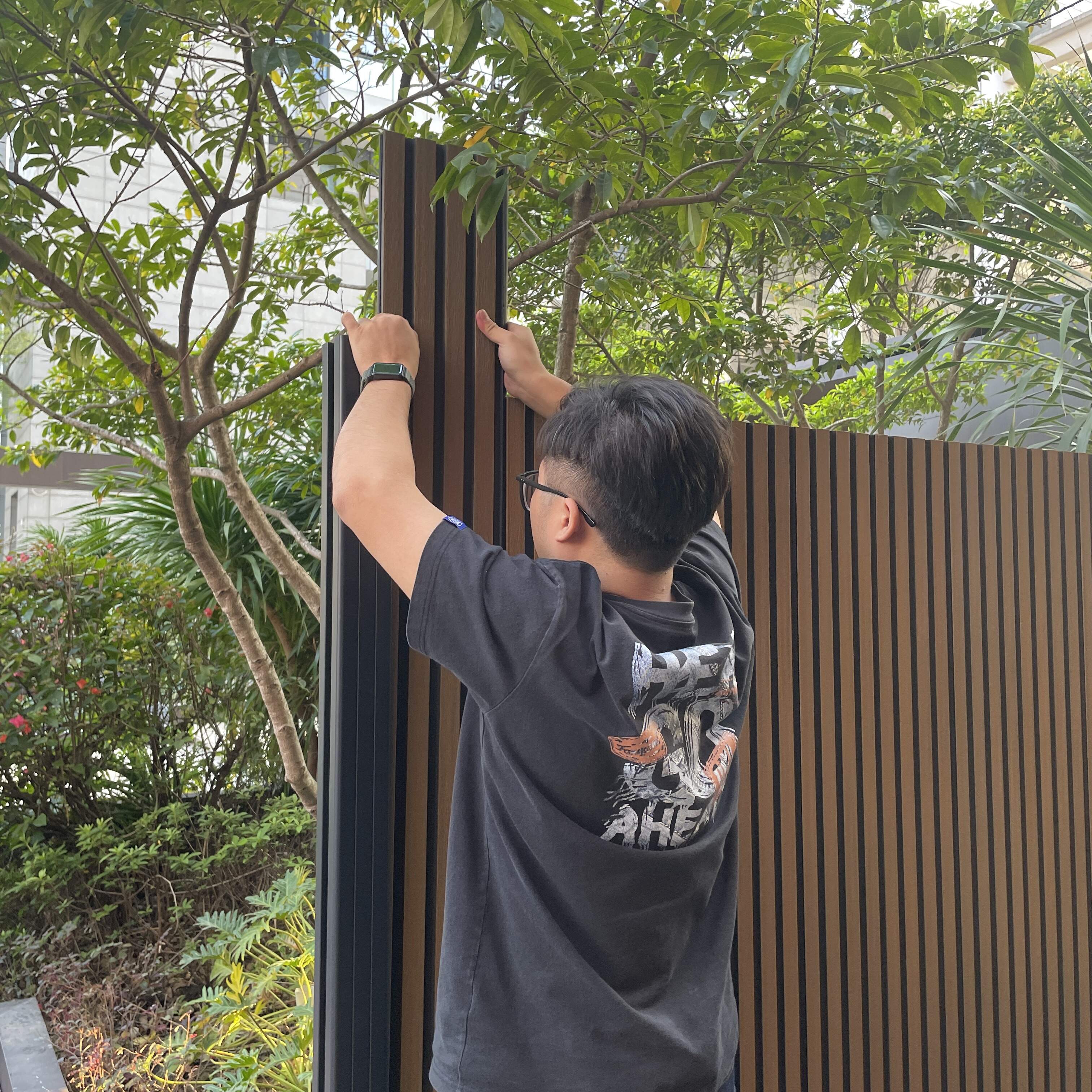 Vertical installation | Slat Composite Fence | Privacy Fence 