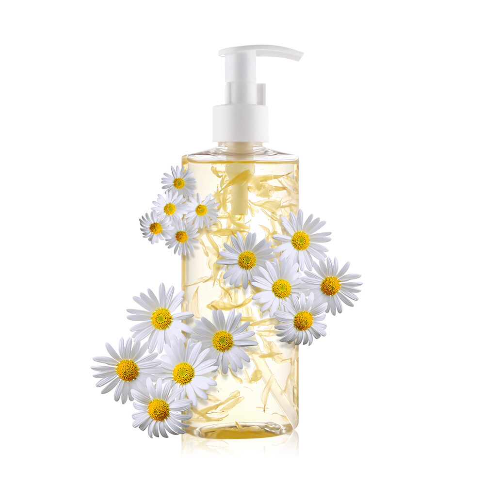 Toner moisturizes acne and improves skin fragrance and brightens complexion chamomile petal water