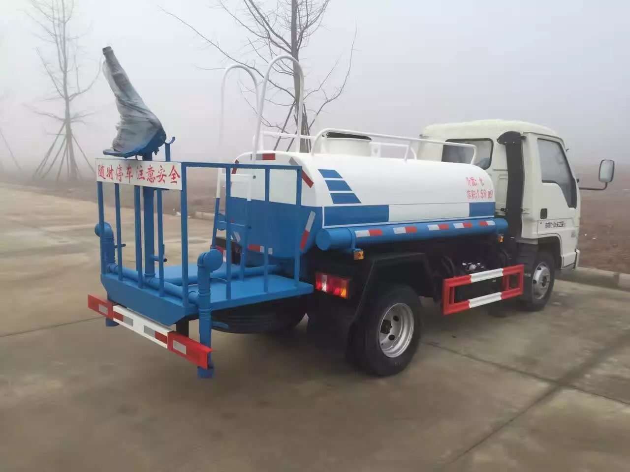 water cart truck for sale ,water delivery trucks for sale