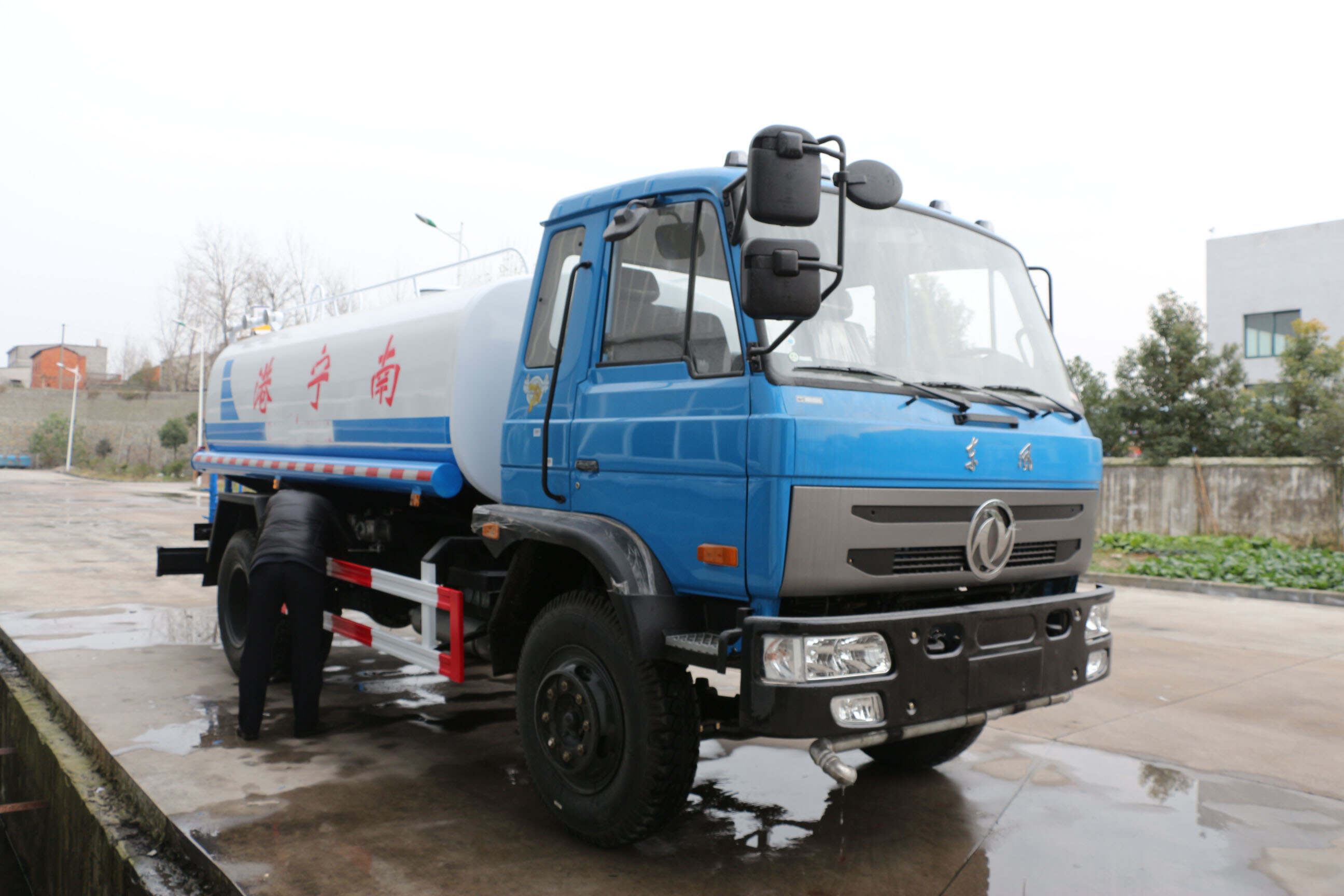 china mining water truck ,china off road water truck