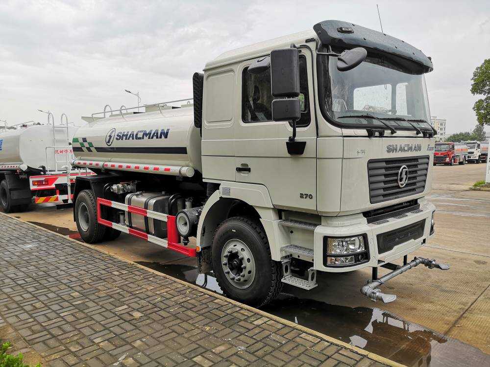 Shacman F2000 water tanker truck for sale