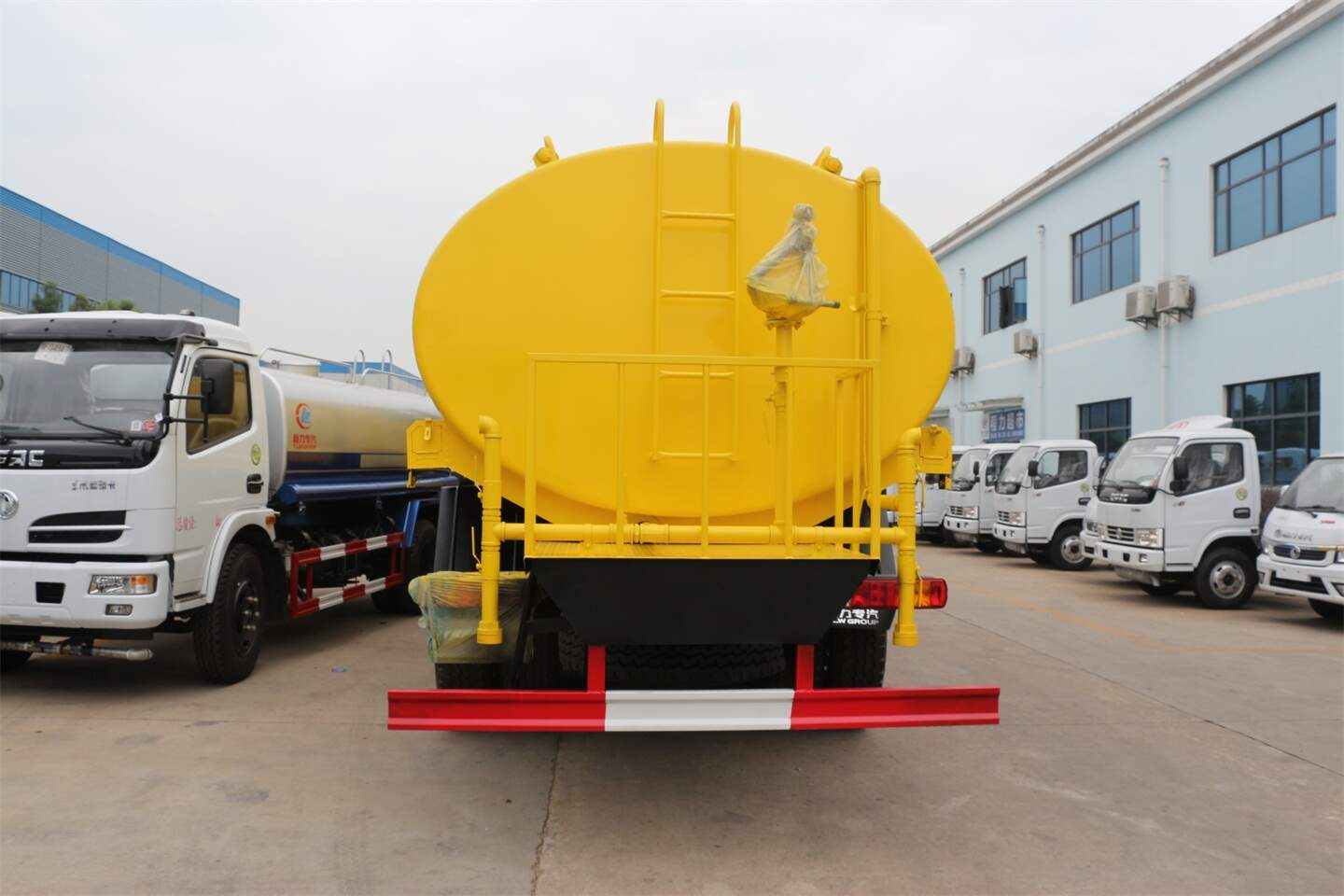 dust control water truck for sale ,dust water truck