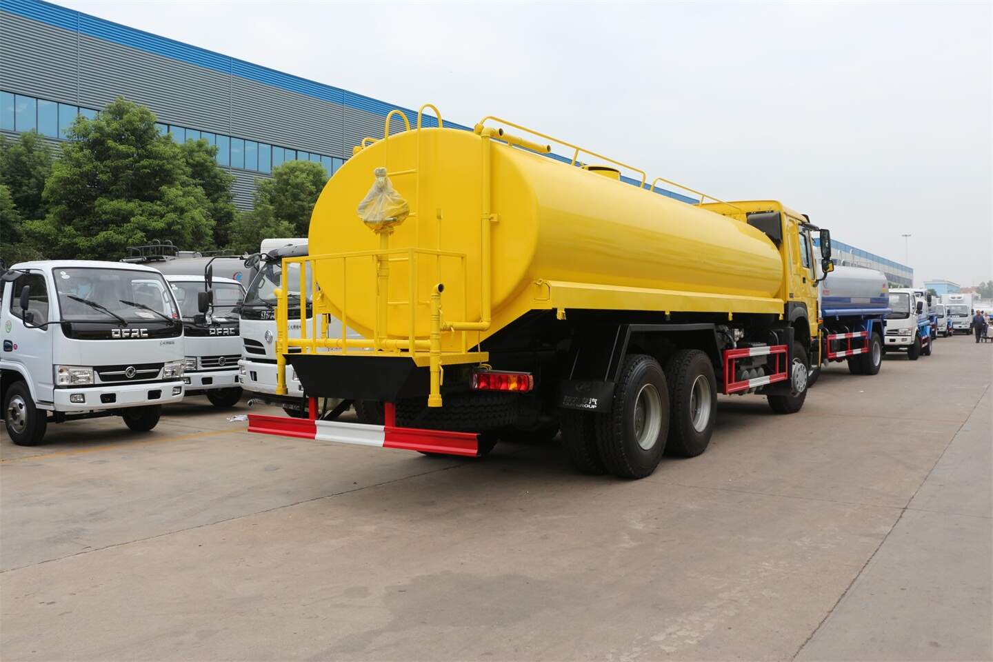 dust control water truck for sale ,dust water truck