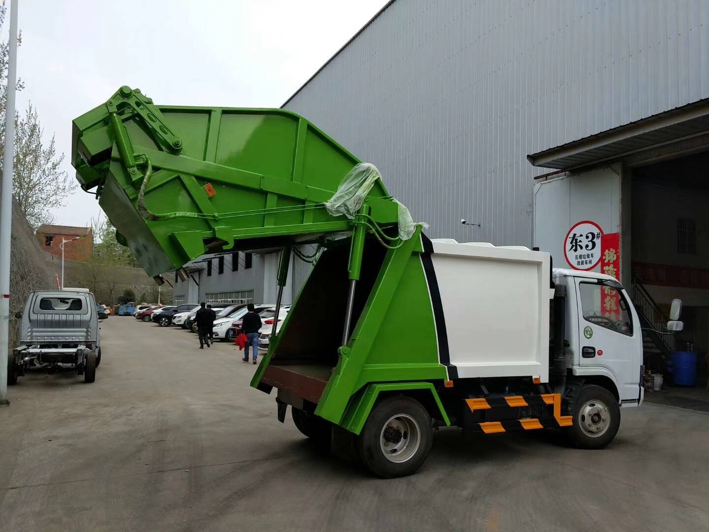 garbage compactor truck manufacturers