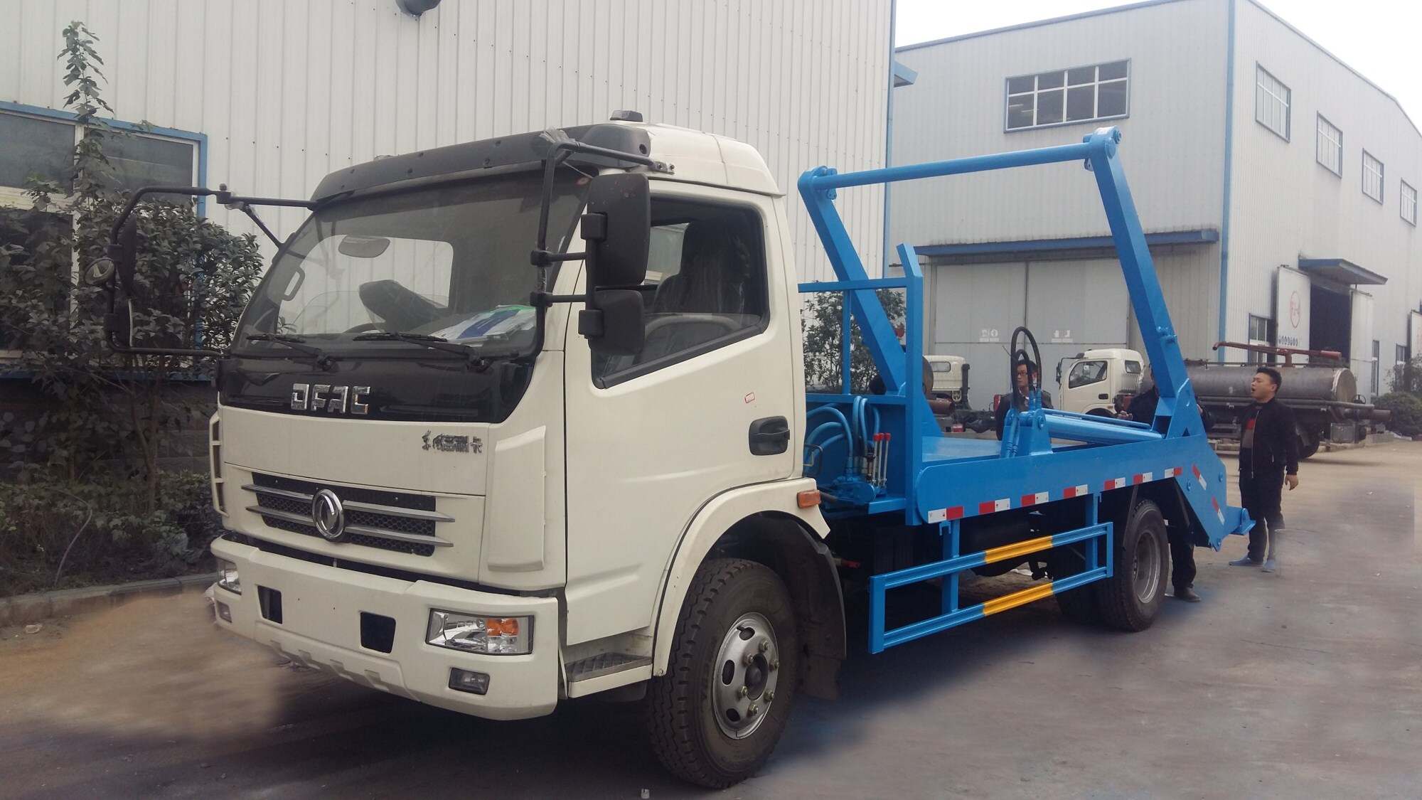 side lift garbage truck, side load garbage truck manufacturers