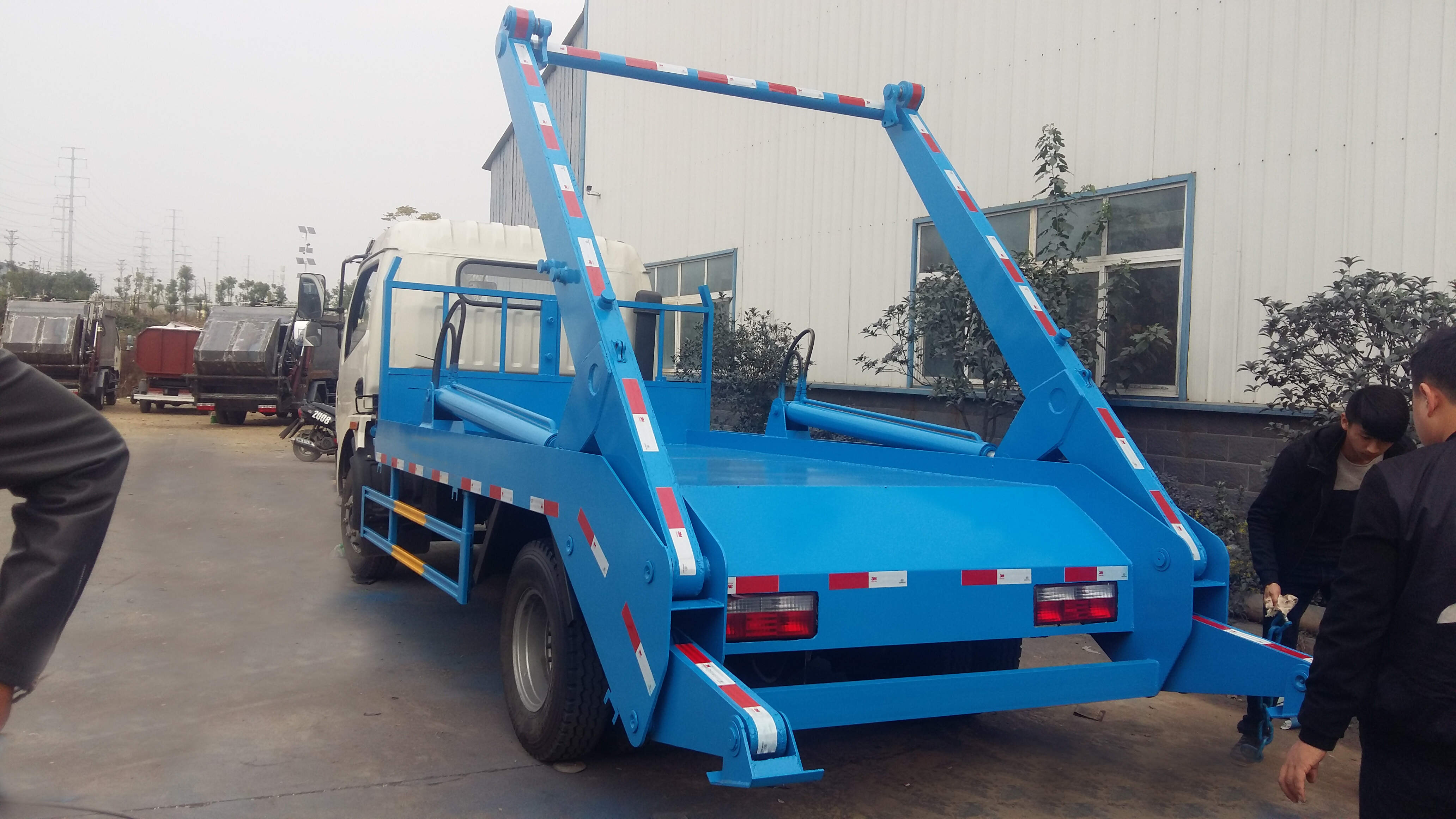 side lift garbage truck, side load garbage truck manufacturers