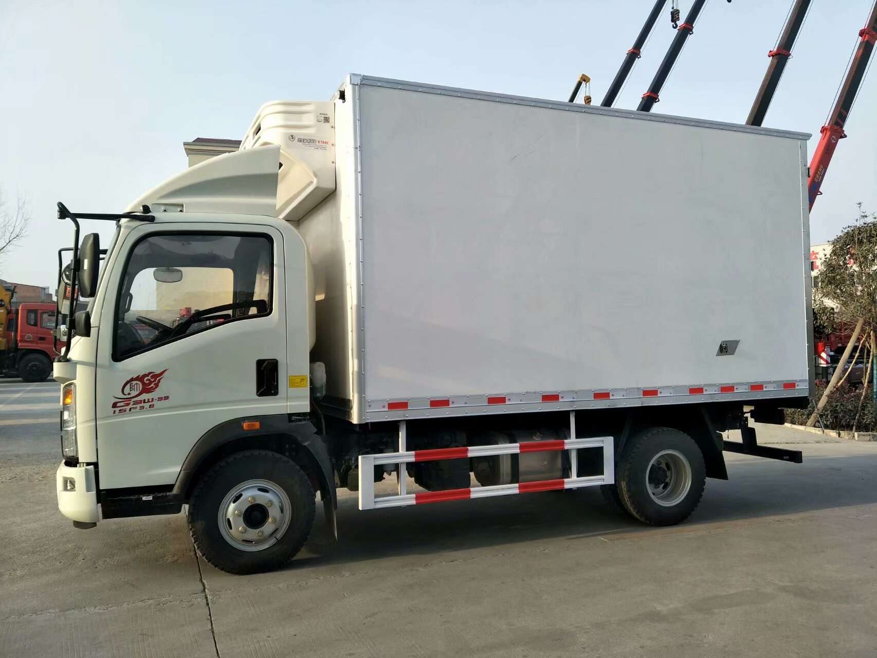 cheap refrigerated trucks for sale ,commercial refrigeration truck