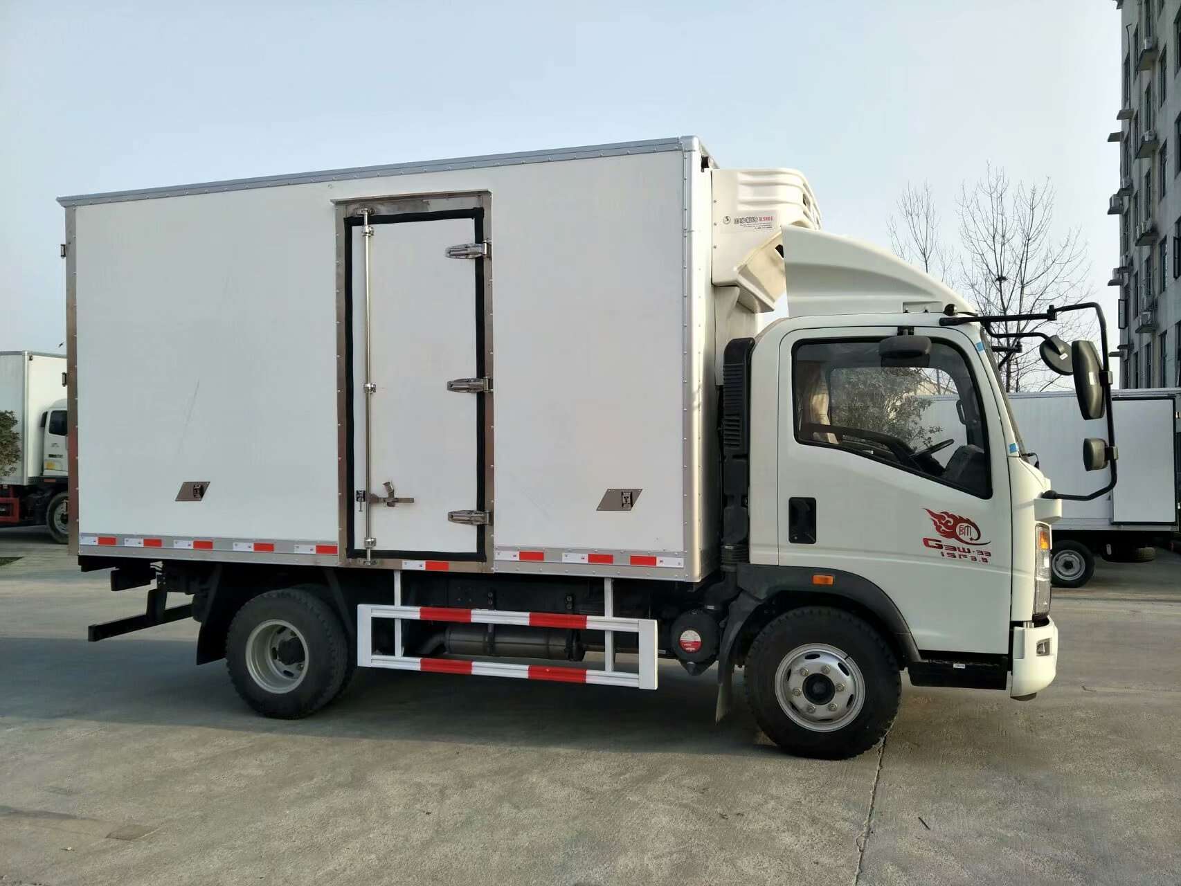 cheap refrigerated trucks for sale ,commercial refrigeration truck