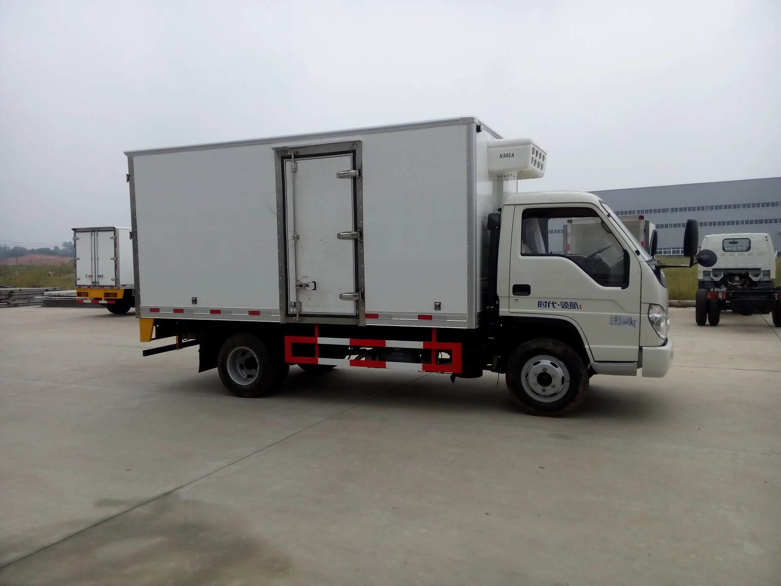 refrigerated food trucks for sale ,refrigerated isuzu truck for sale