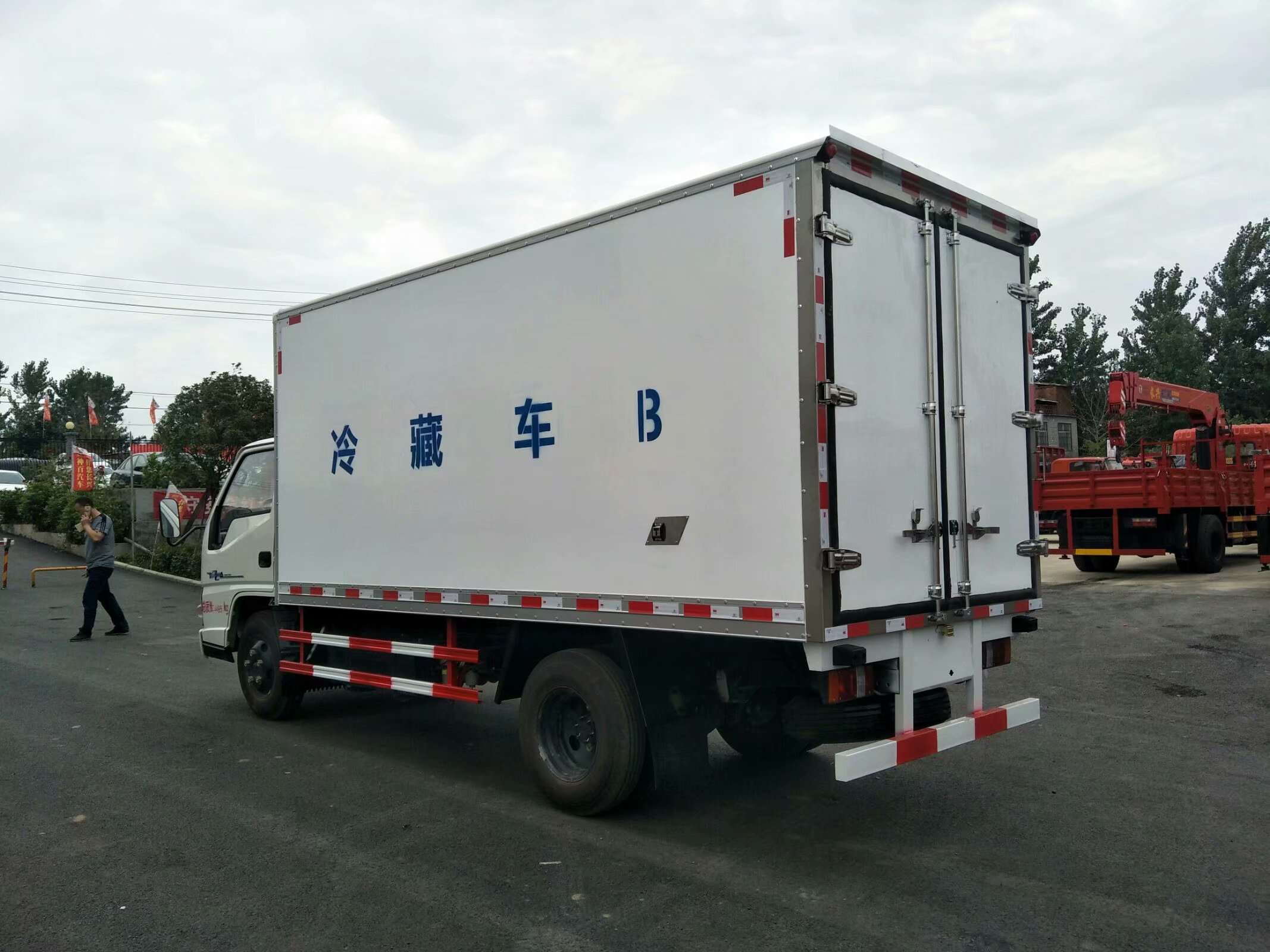 refrigerated loads for trucks ,refrigerated pickup truck box