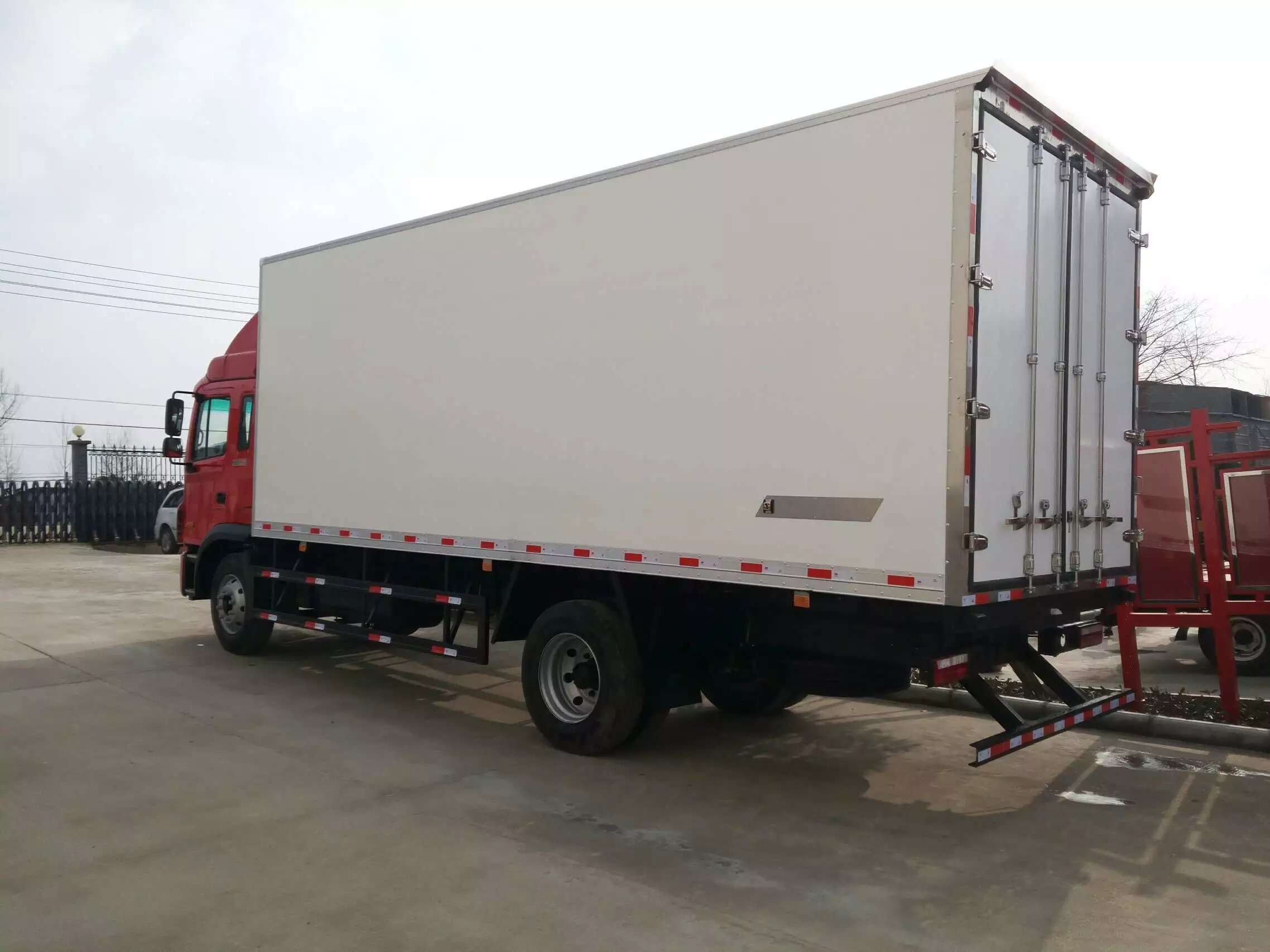 refrigerated straight trucks for sale