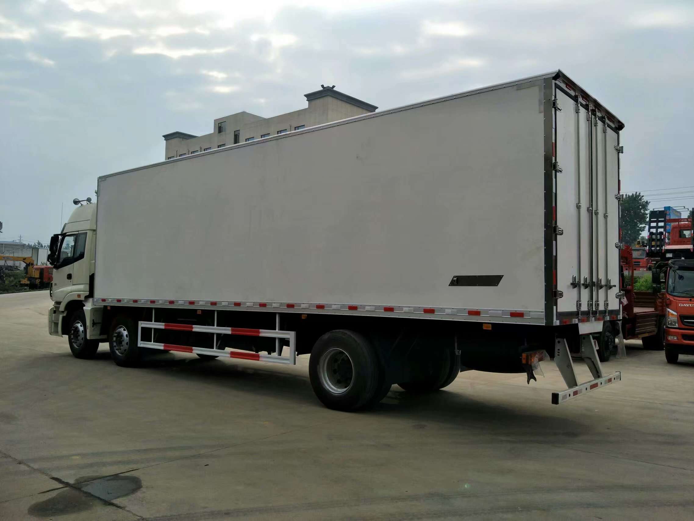 24 ft truck for sale refrigerated, 4 ton refrigerated truck