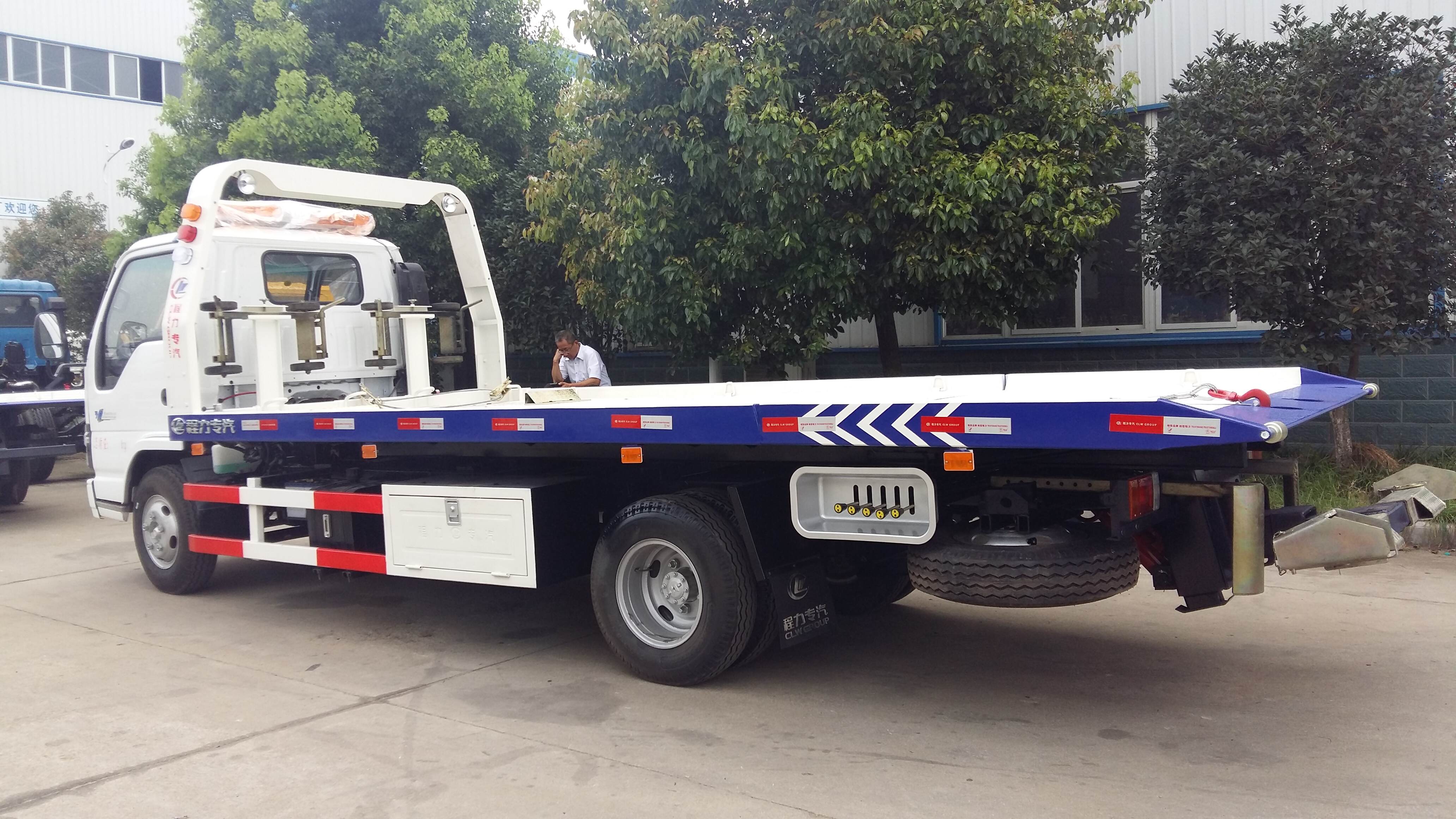 chinese wrecker truck manufacture, safety wrecker and truck supply