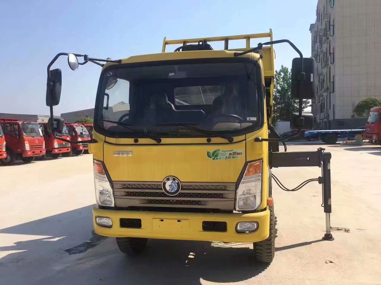 service trucks with cranes ,truck with mounted crane