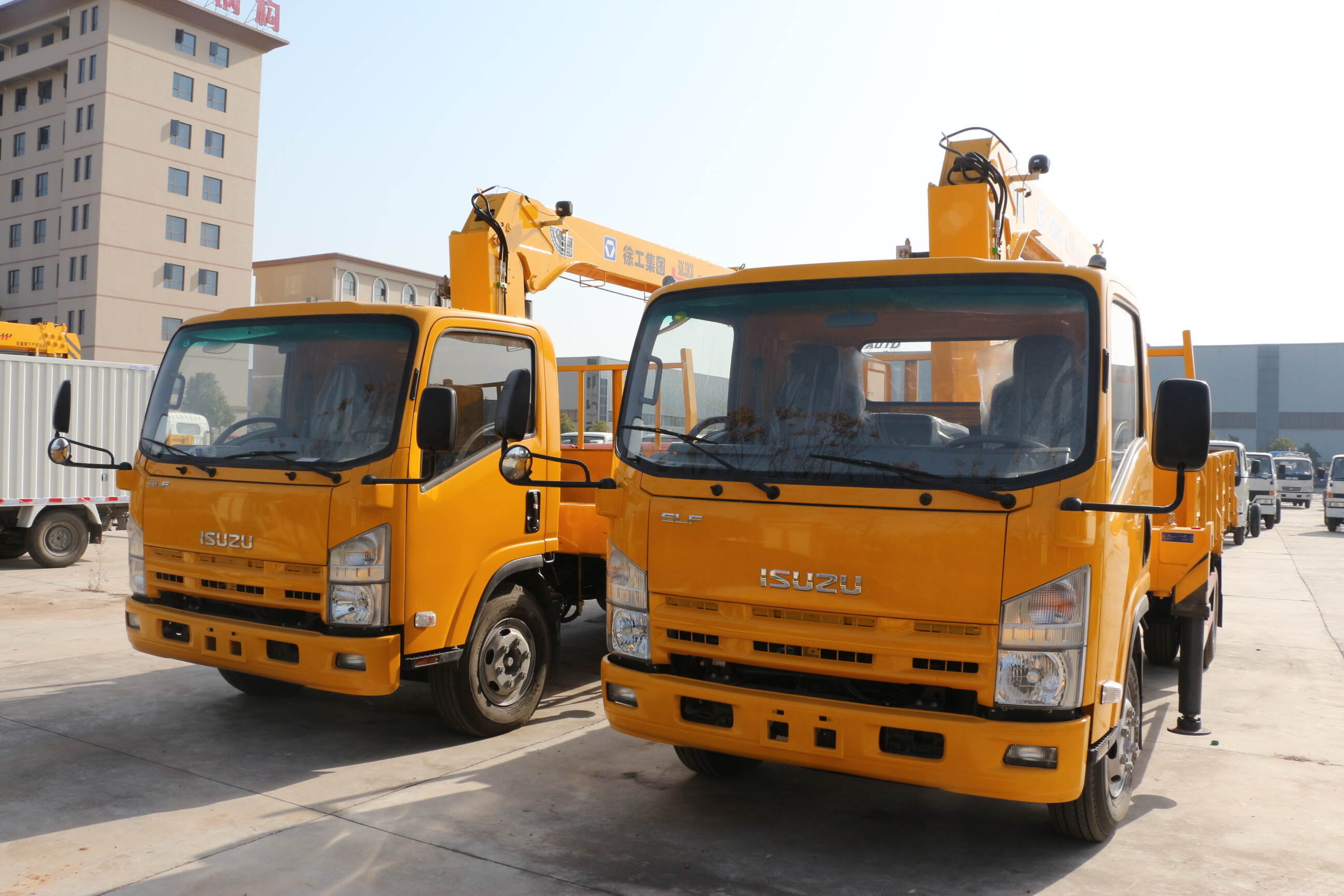 container truck with crane ,crane truck with flatbed