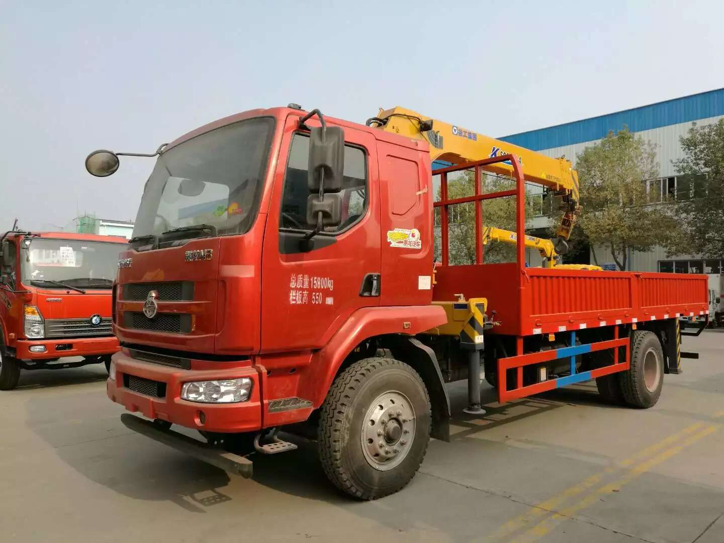 flat bed pickup truck with crane, flat truck with crane