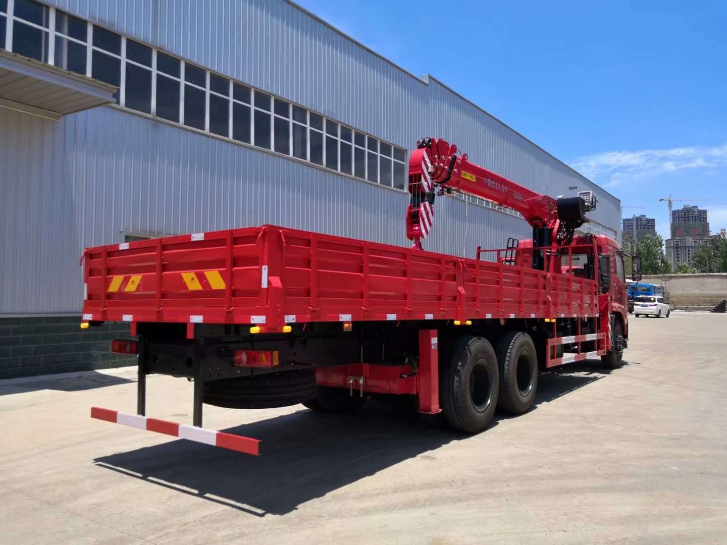 gas installation truck with crane, helmerich trucks with crane