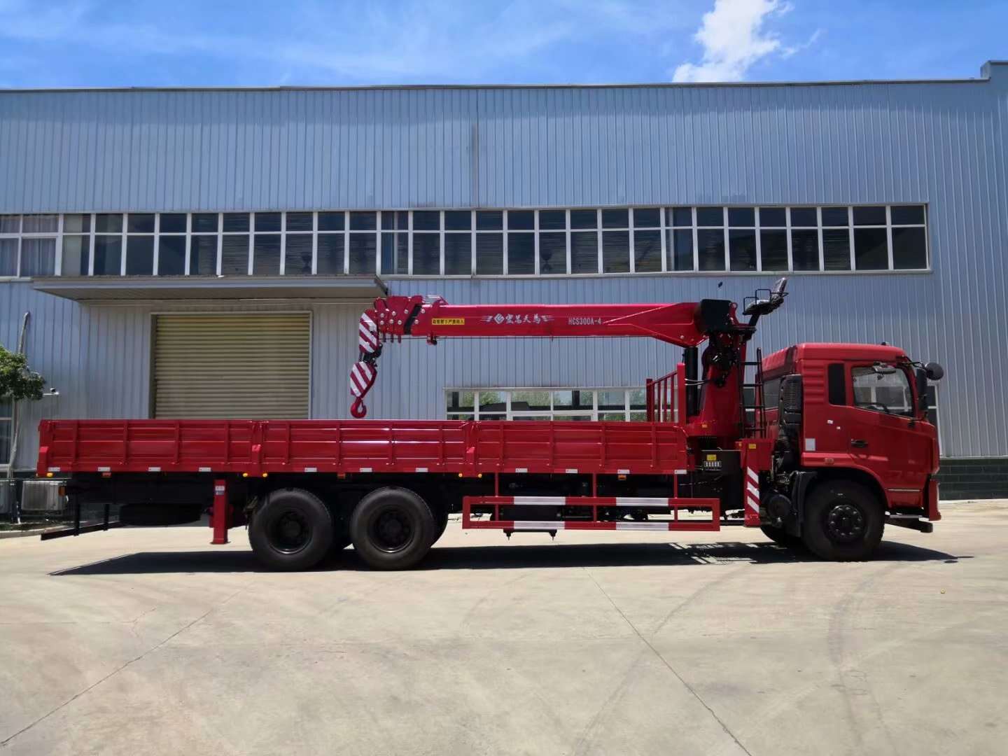 gas installation truck with crane, helmerich trucks with crane