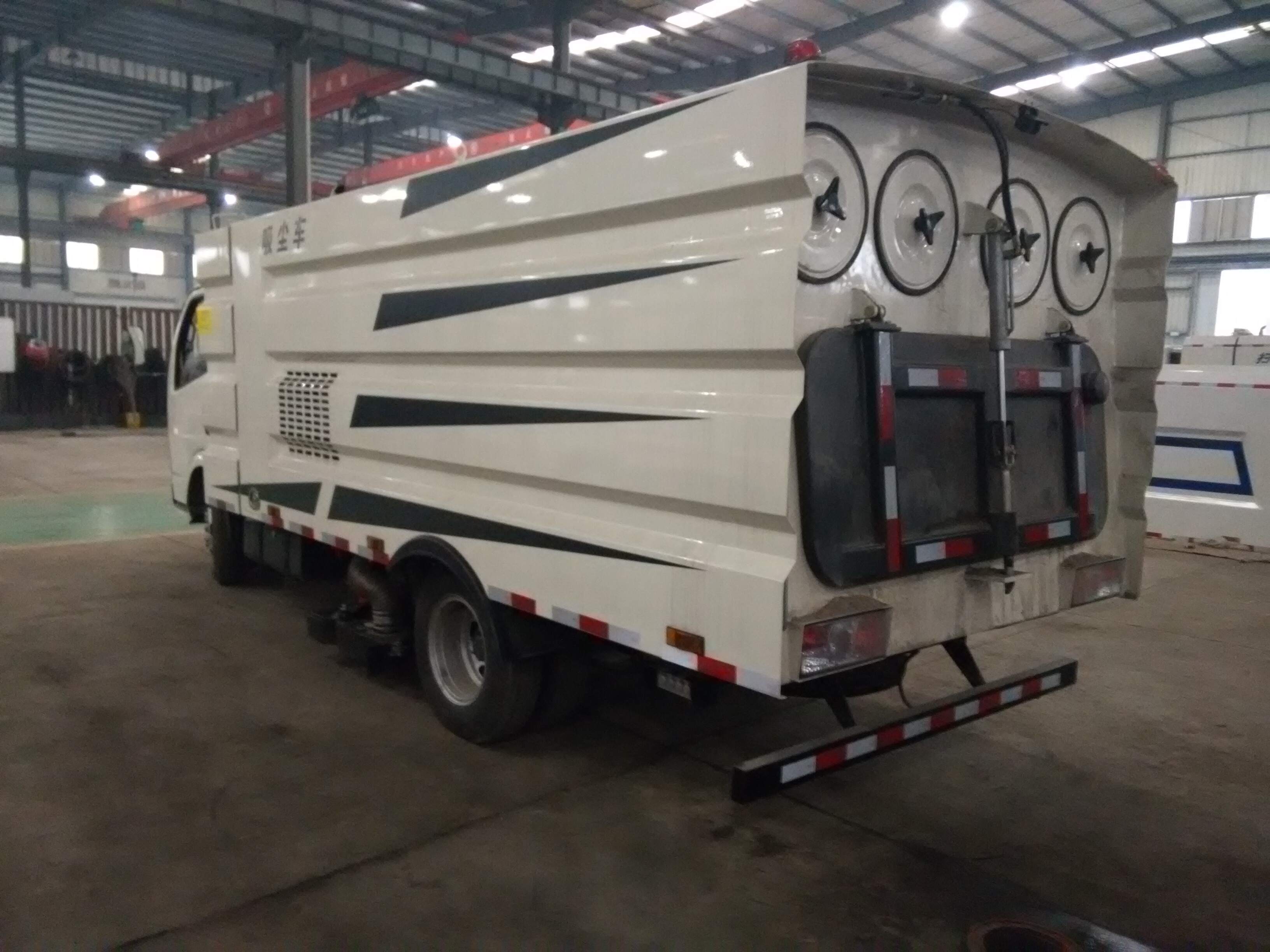 road sweeper truck video, road washer sweeper truck