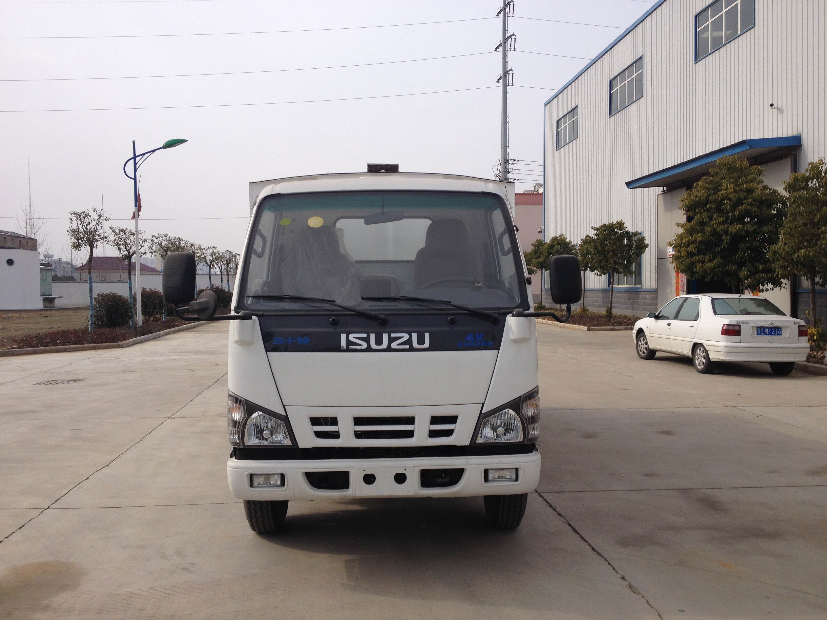 vacuum suction road sweeping truck,vacuum road sweeping truck