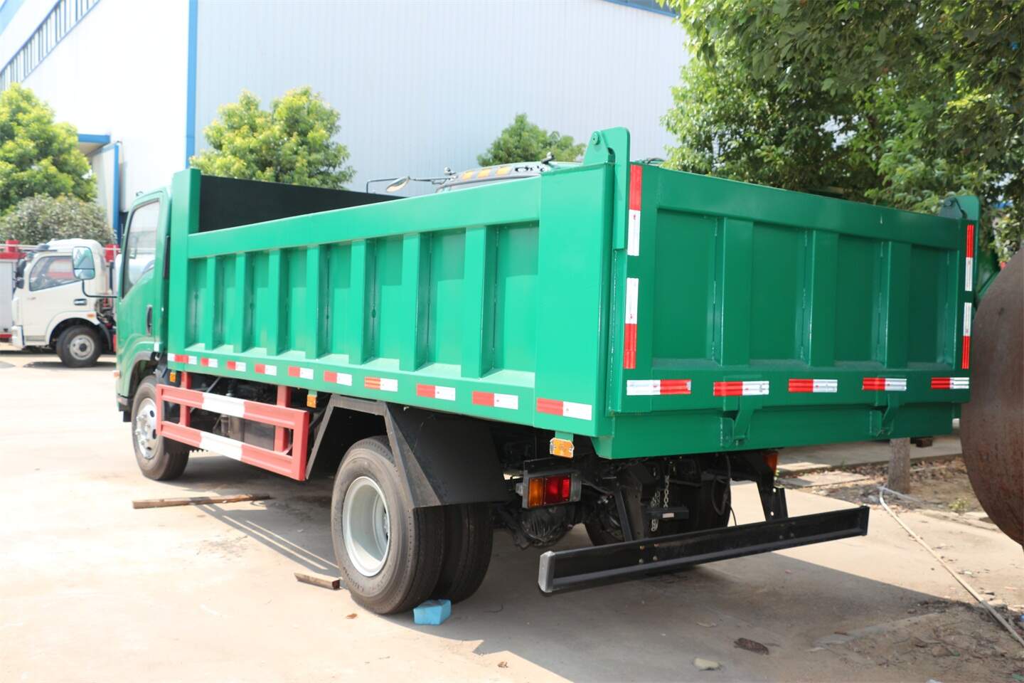 isuzu dump truck 2012, isuzu dump truck 2018