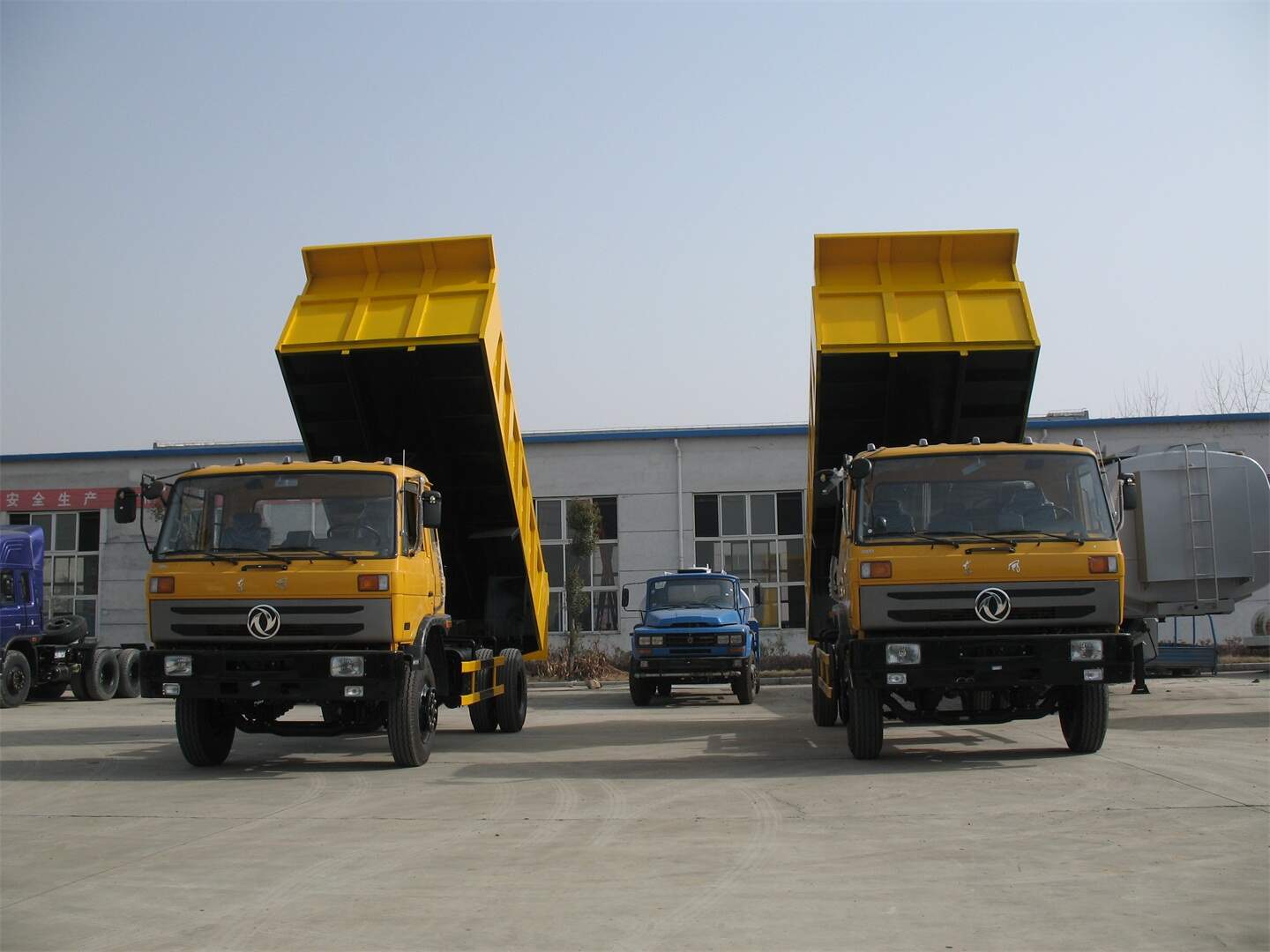 front loading dumper truck, fungsi dump truck