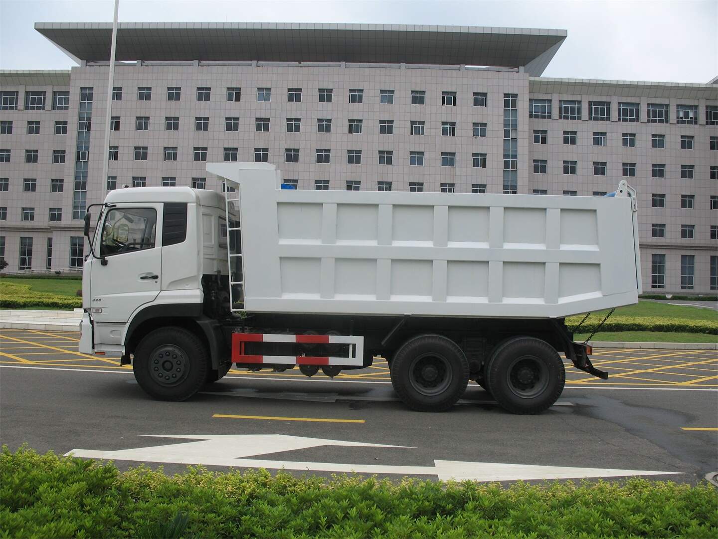 high lift dump truck for sale ,high rail dump truck