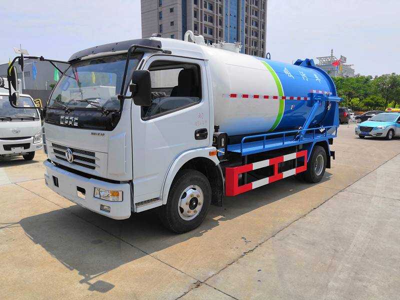 Dongfeng duolika 6m³ sewage suction truck