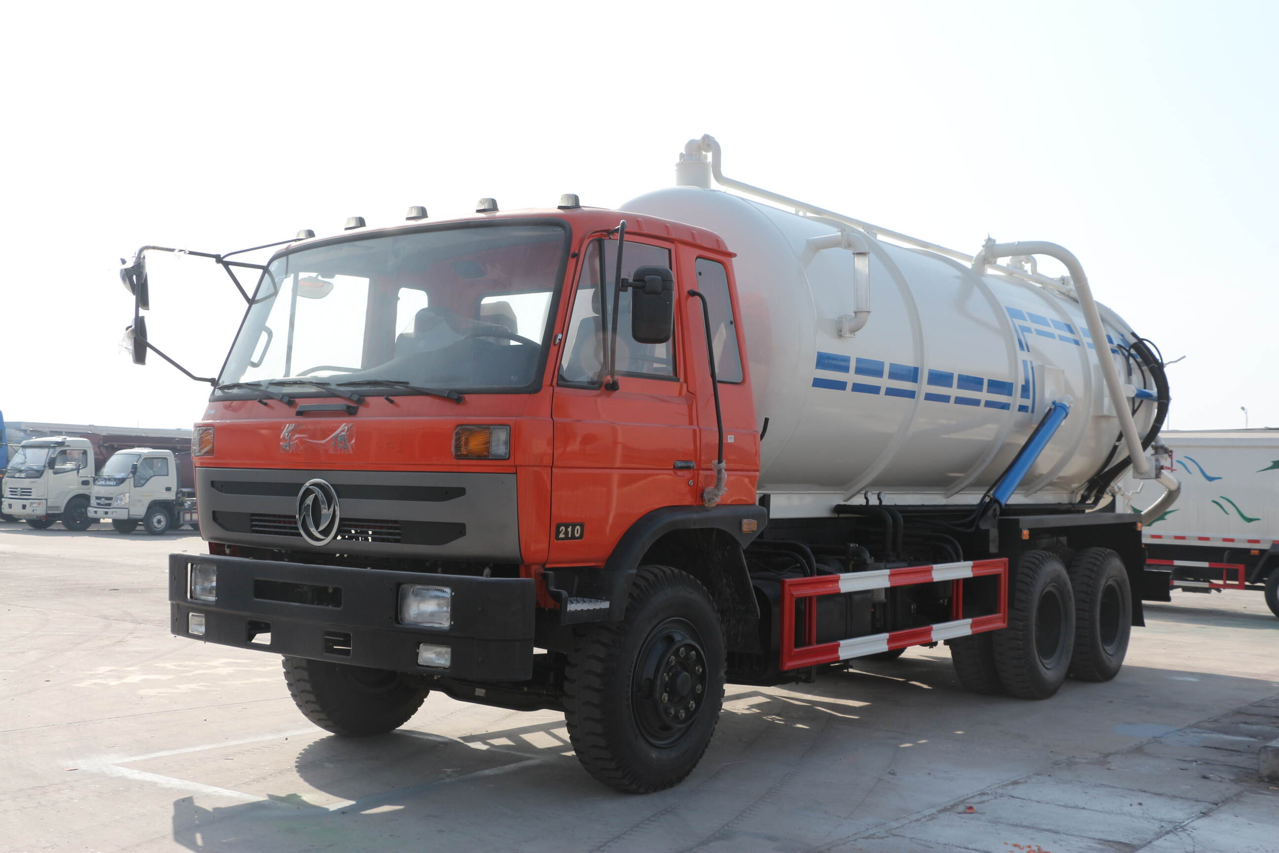 cheap sewage suction truck ,cheap vacuum sewage suction truck