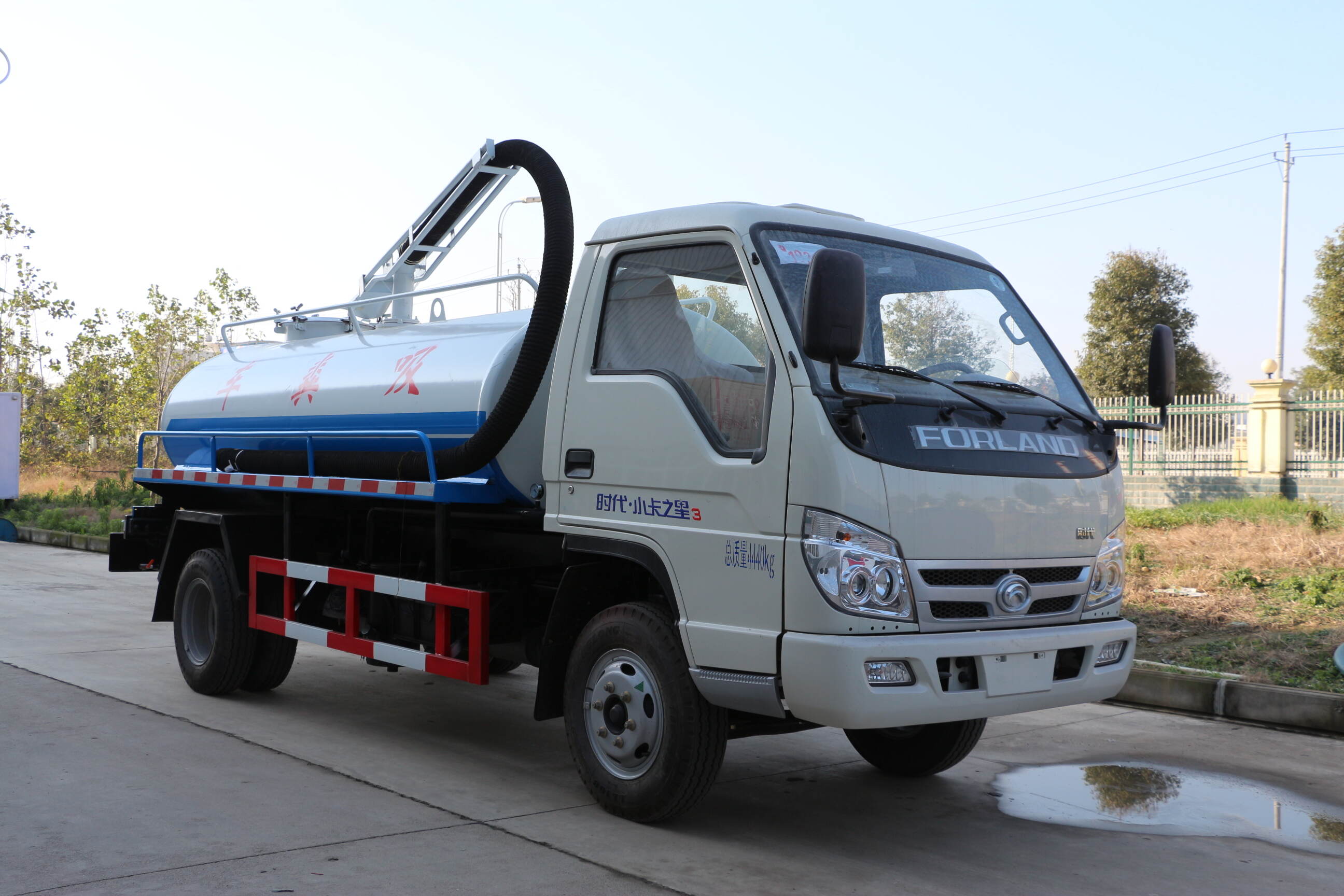 discount vacuum sewage suction truck, dongfeng sewage suction truck