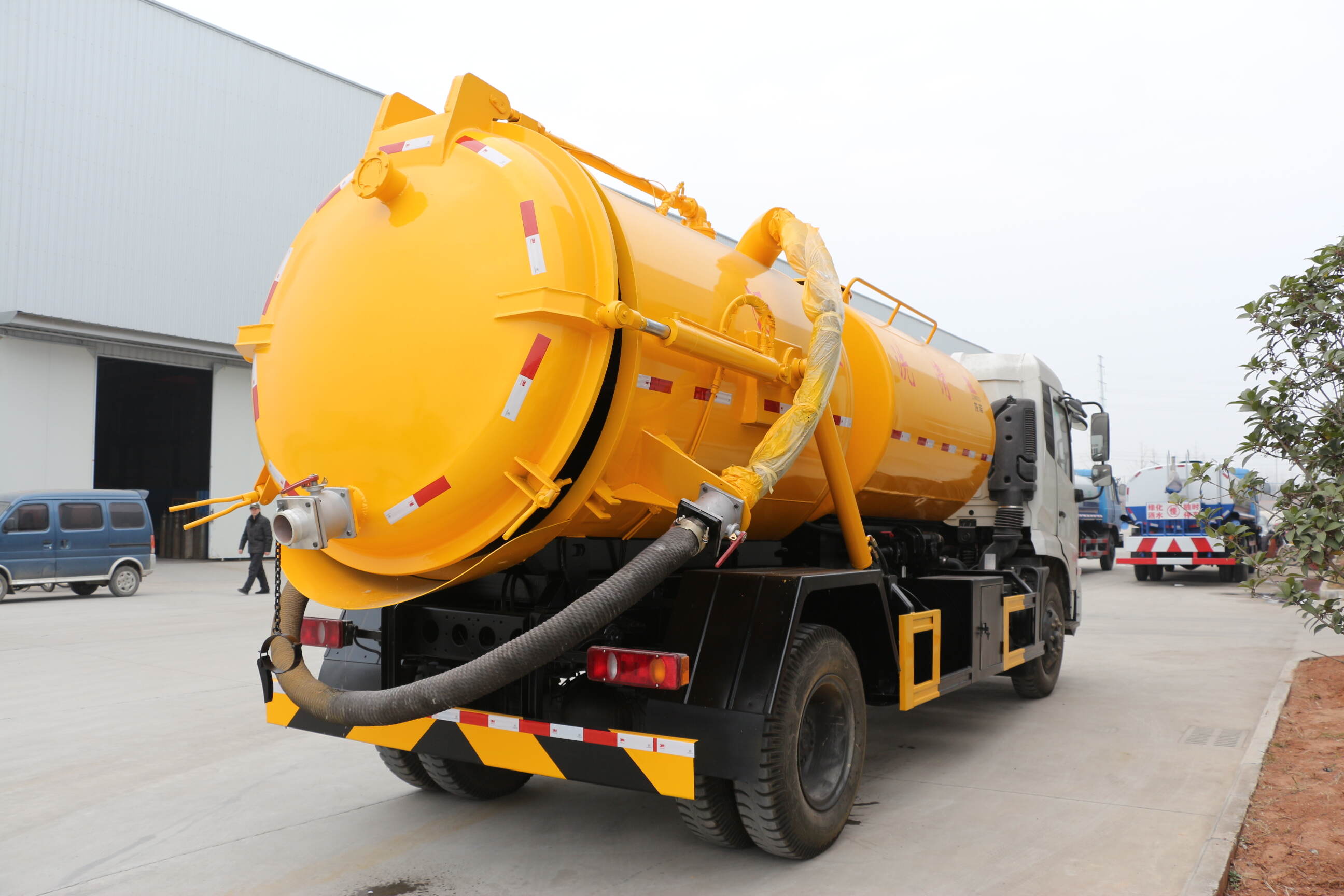 wholesale sewage suction truck