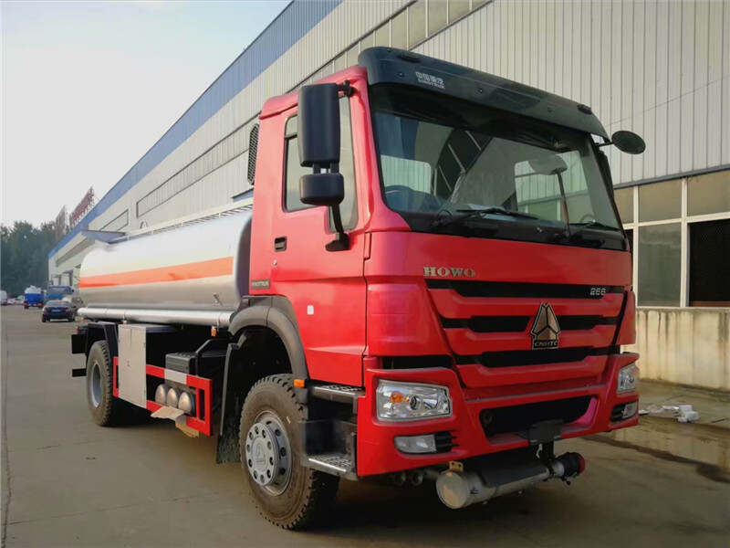 Sinotruk HOWO 10-15m³ fuel dispenser truck