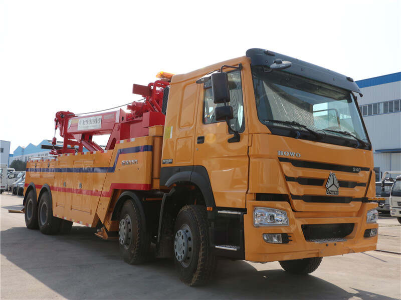 Sinotruk HOWO 100 ton tow truck