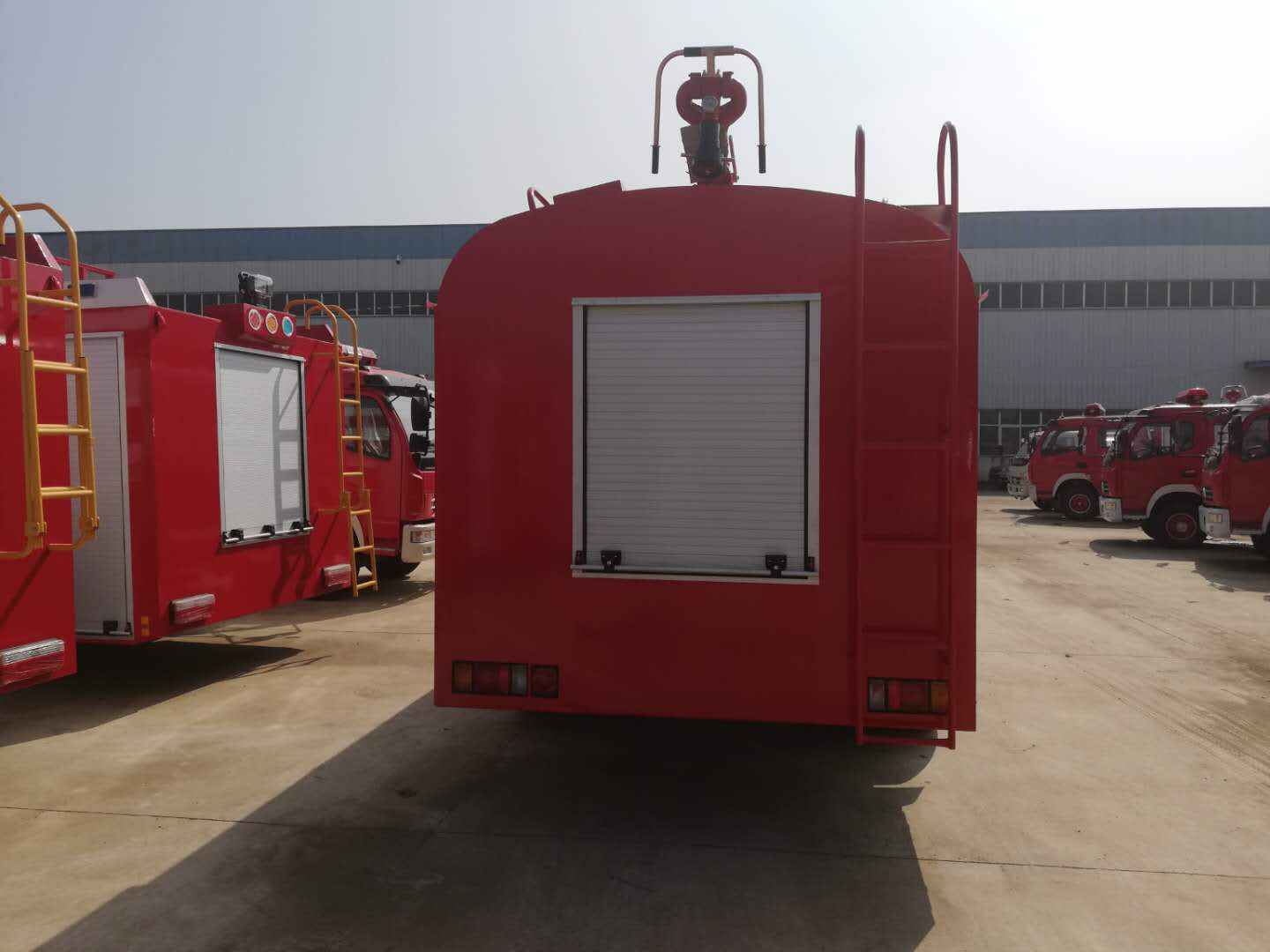 water tank fire truck manufacturers ,water tanker fire truck for sale