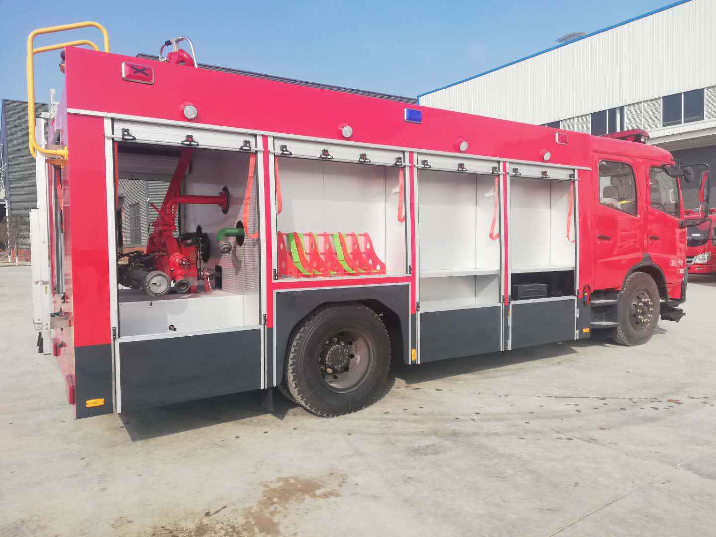 fire fighting trucks cost ,fire fighting trucks suppliers